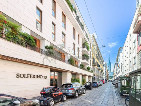 appartamento in vendita a Milano in zona Brera