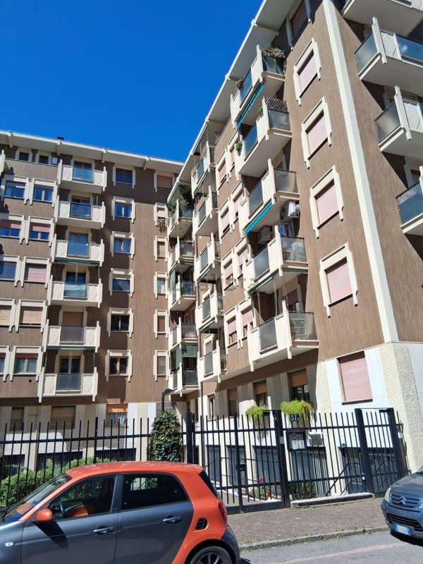 appartamento in vendita a Milano in zona Niguarda