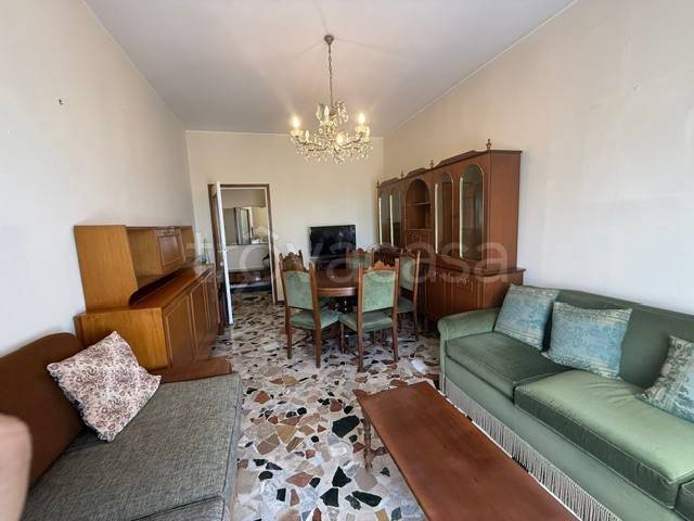 appartamento in vendita a Milano in zona Crescenzago