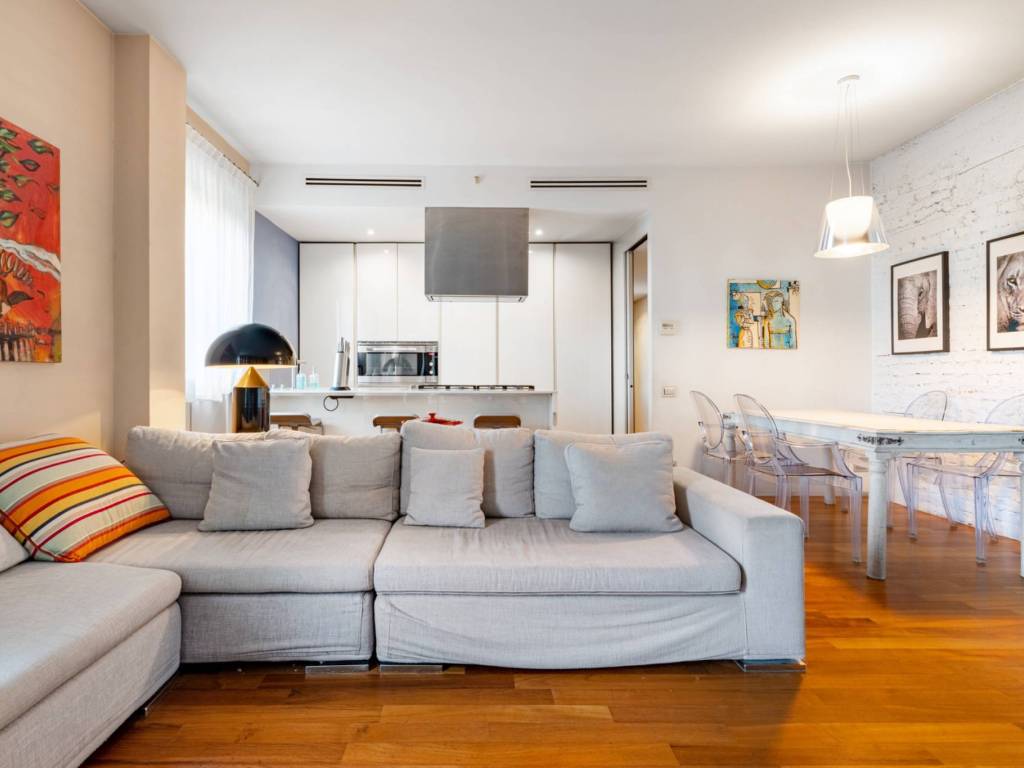 appartamento in vendita a Milano in zona Isola