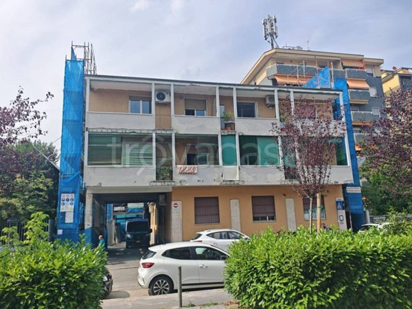 appartamento in vendita a Milano in zona Comasina