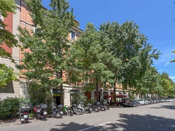 appartamento in vendita a Milano in zona Sempione