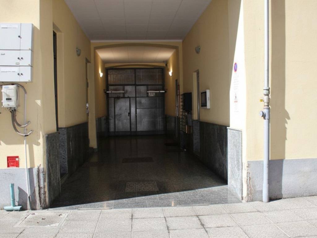 appartamento in vendita a Milano in zona Porta Venezia