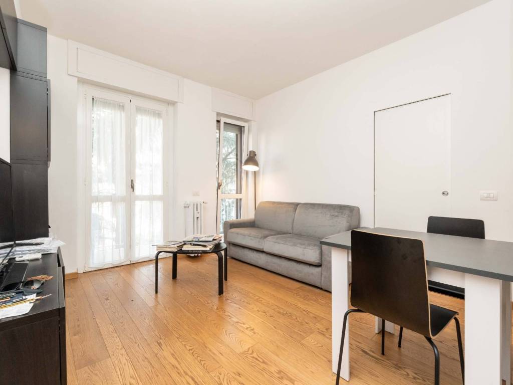 appartamento in vendita a Milano in zona Centro Direzionale