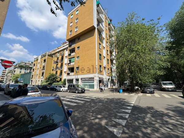 appartamento in vendita a Milano in zona XXII Marzo