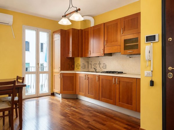 appartamento in vendita a Milano in zona Rottole