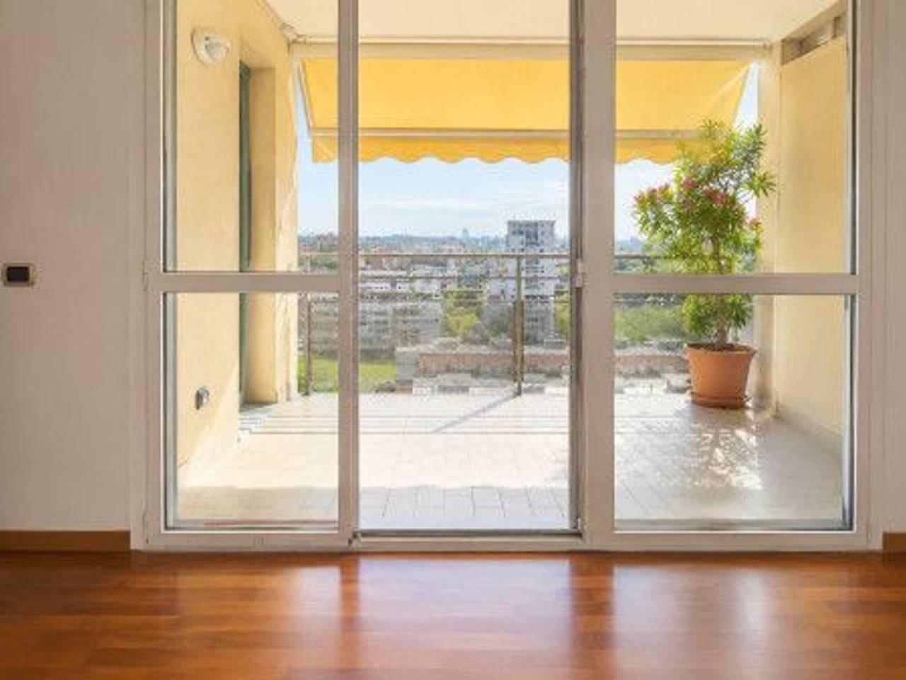 appartamento in vendita a Milano in zona Solari
