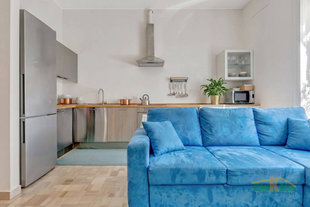 appartamento in vendita a Milano in zona Porta Genova