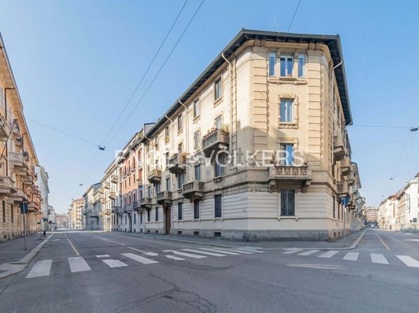 appartamento in vendita a Milano in zona Cinque Giornate