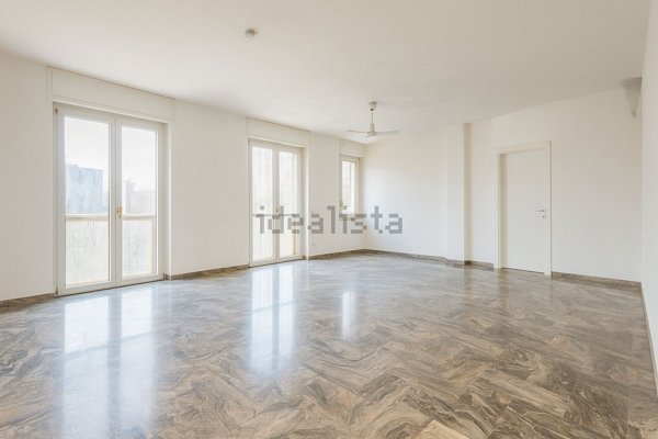 appartamento in vendita a Milano in zona Città Studi