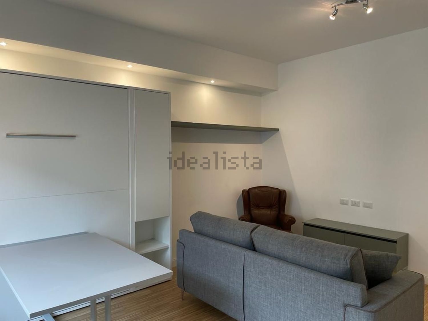 appartamento in vendita a Milano in zona Casoretto