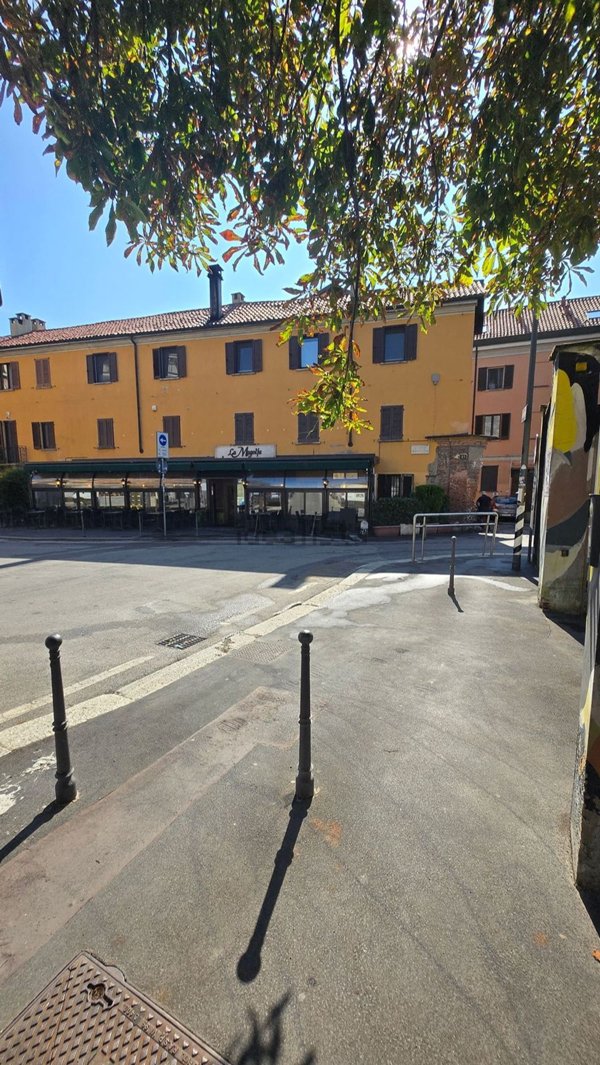 appartamento in vendita a Milano in zona Porta Genova