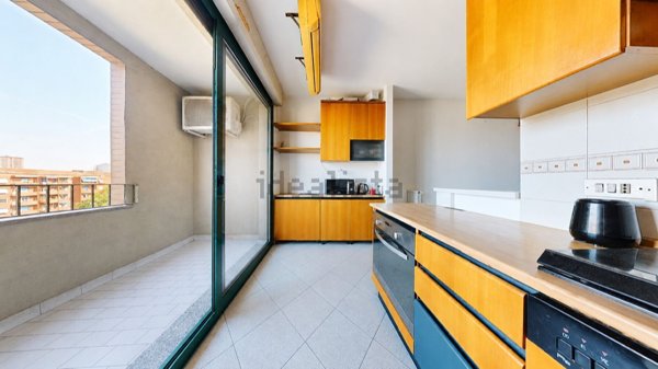 appartamento in vendita a Milano in zona Crescenzago