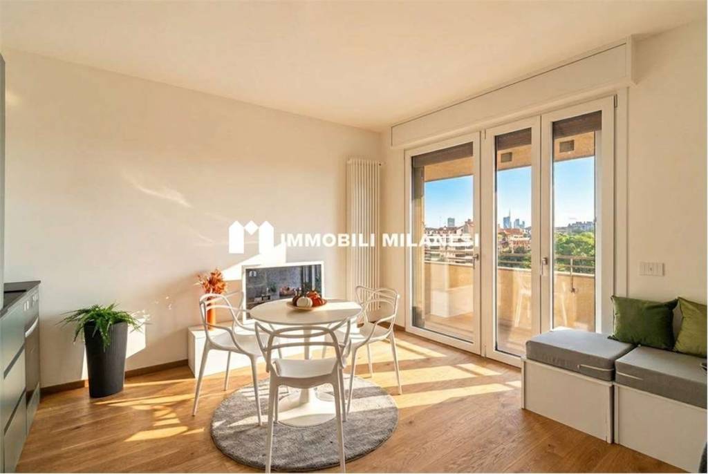 appartamento in vendita a Milano in zona Ghisolfa