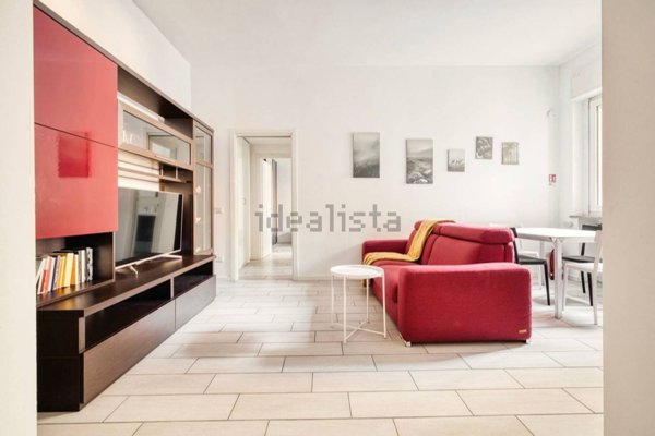 appartamento in vendita a Milano in zona Porta Genova