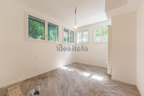appartamento in vendita a Milano in zona San Cristoforo