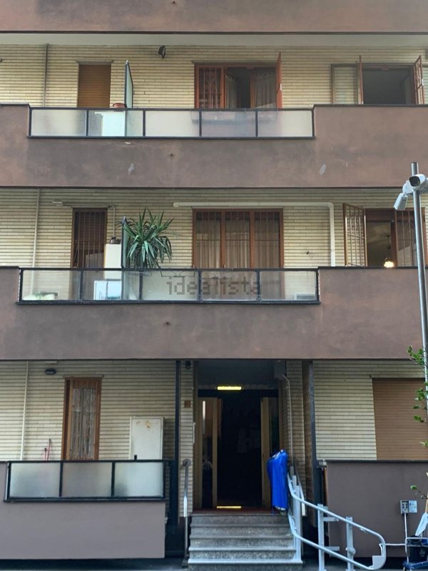 appartamento in vendita a Milano in zona Dergano