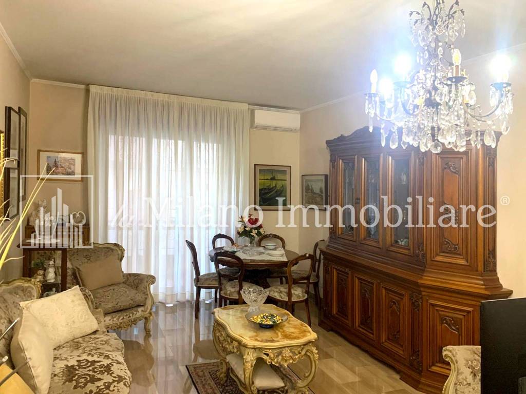 appartamento in vendita a Milano in zona Dergano