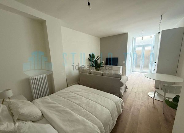appartamento in vendita a Milano in zona Città Studi