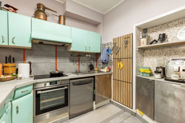 appartamento in vendita a Milano in zona Piazzale Lodi