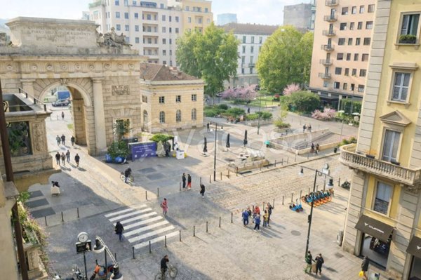 appartamento in vendita a Milano in zona Porta Garibaldi