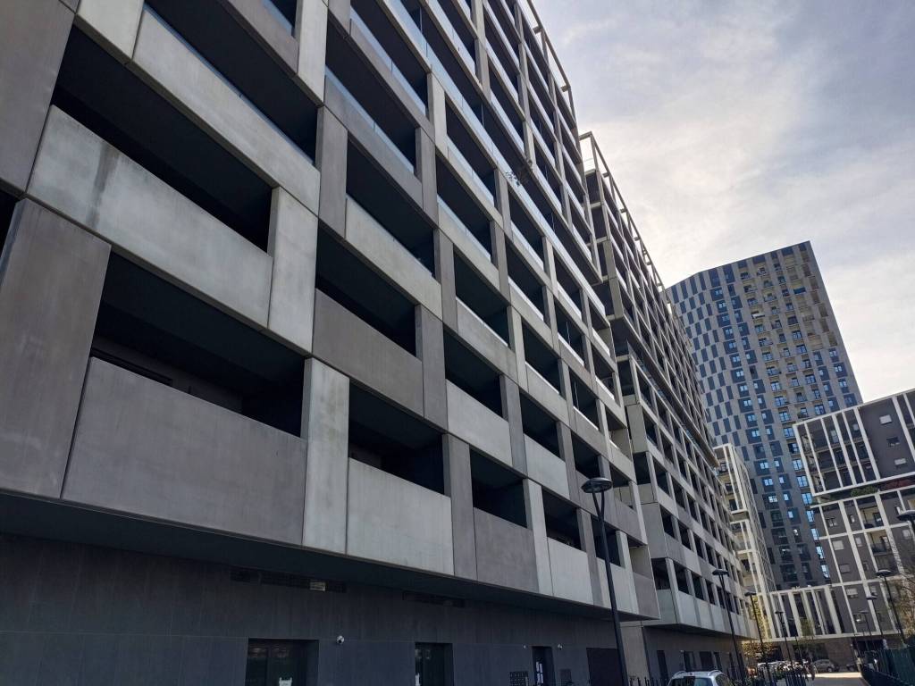 appartamento in vendita a Milano in zona Cascina Merlata