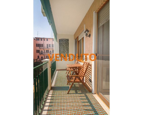 appartamento in vendita a Milano in zona XXII Marzo