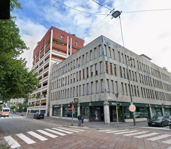 appartamento in vendita a Milano in zona Piazzale Lodi