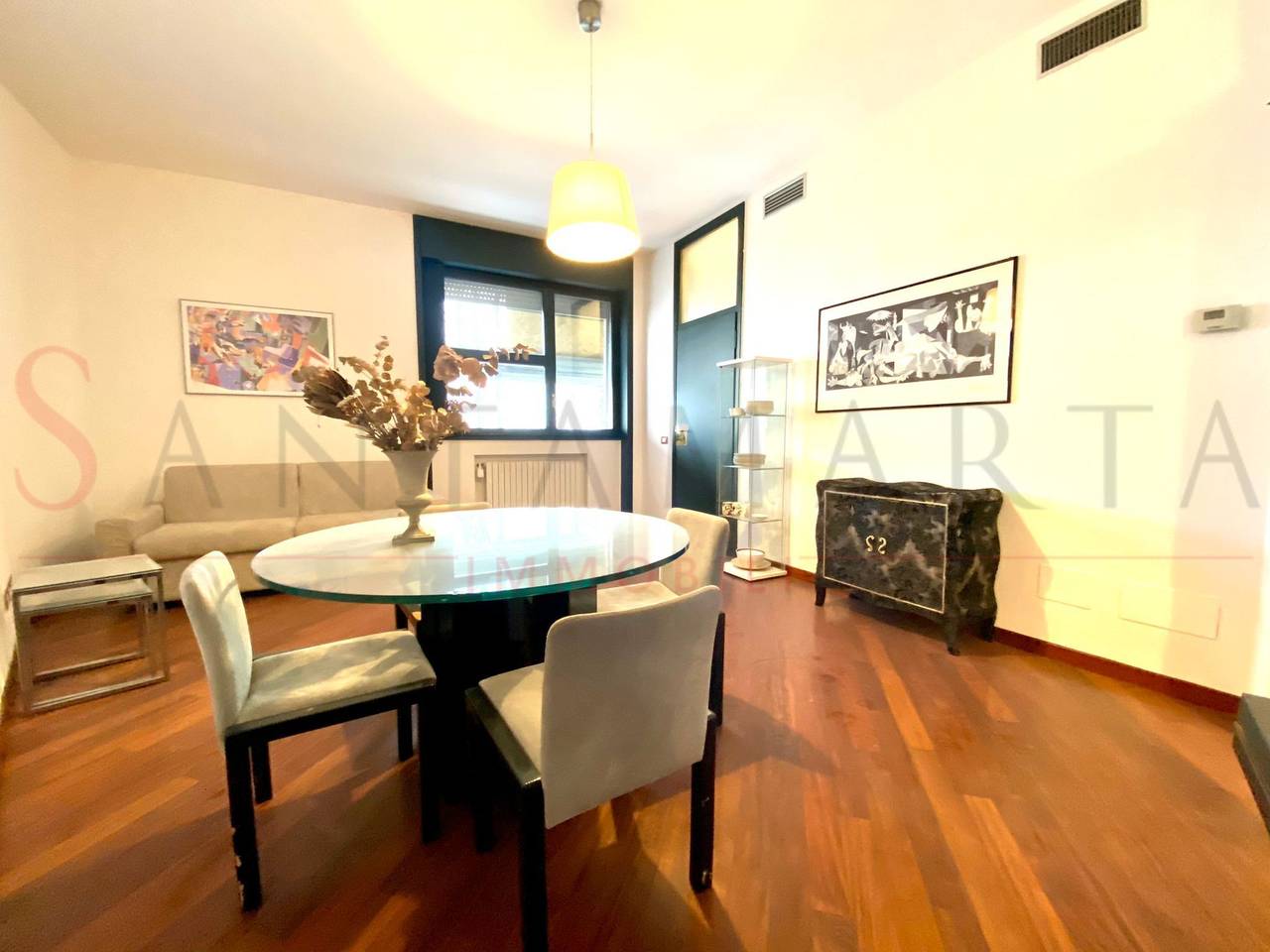 appartamento in vendita a Milano in zona Porta Magenta