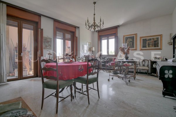 appartamento in vendita a Milano in zona Isola