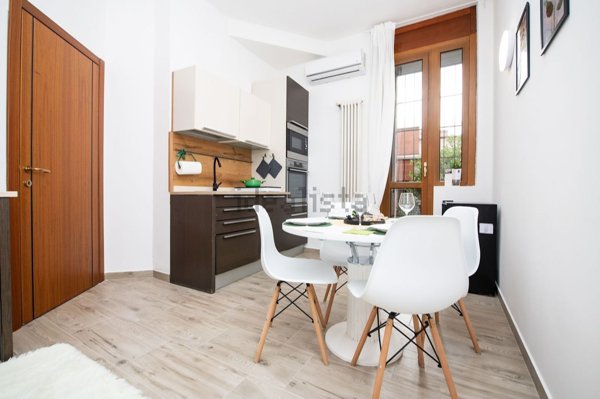 appartamento in vendita a Milano in zona Rottole