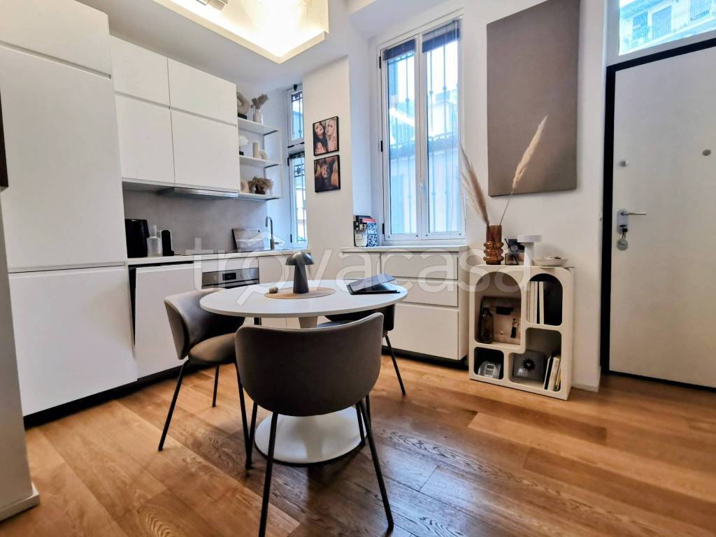 appartamento in vendita a Milano in zona Barona