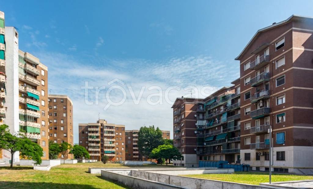 appartamento in vendita a Milano in zona Piazzale Lodi