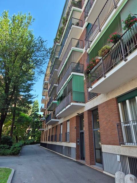 appartamento in vendita a Milano in zona Città Studi