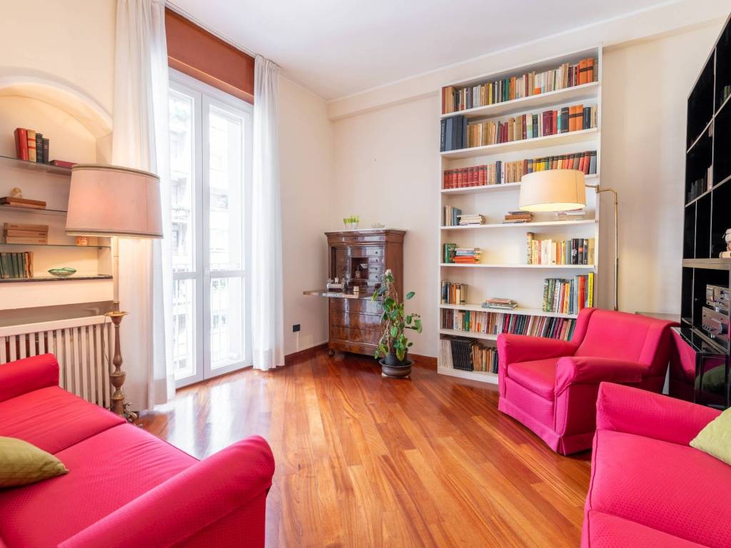 appartamento in vendita a Milano in zona Centro Direzionale