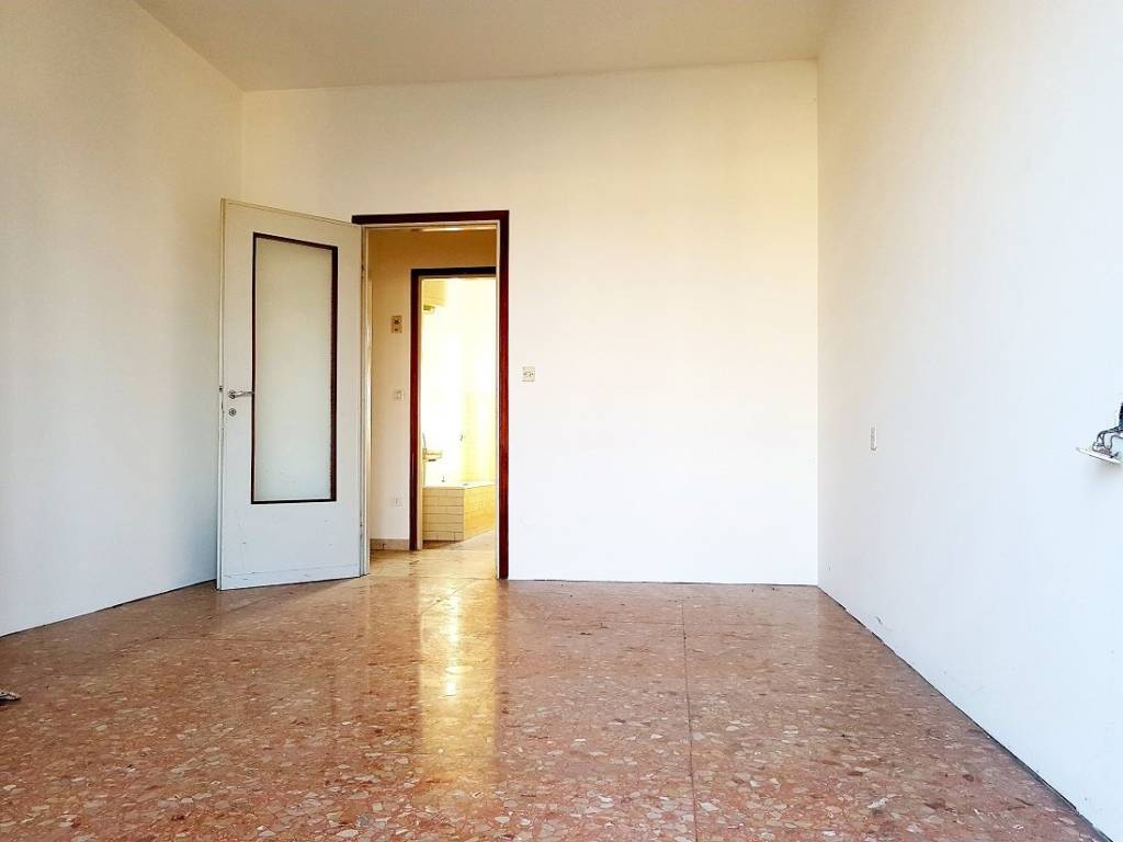 appartamento in vendita a Milano in zona Città Studi