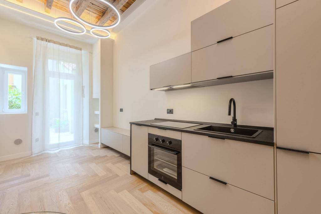 appartamento in vendita a Milano