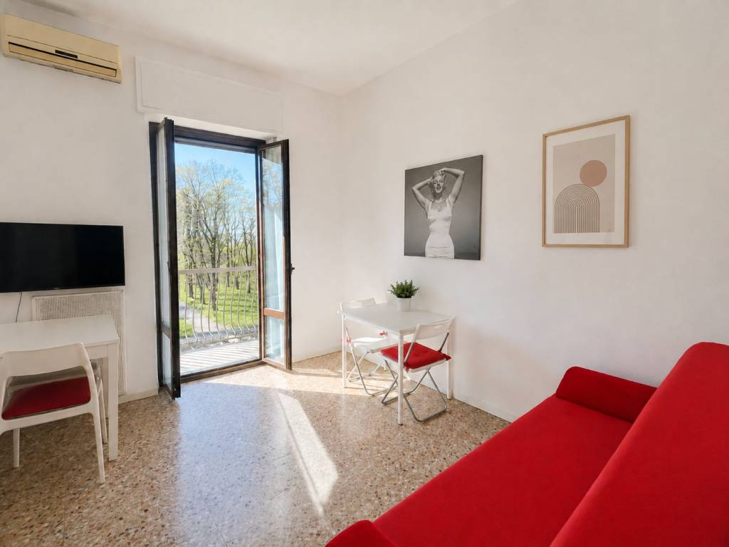 appartamento in vendita a Milano in zona Forlanini