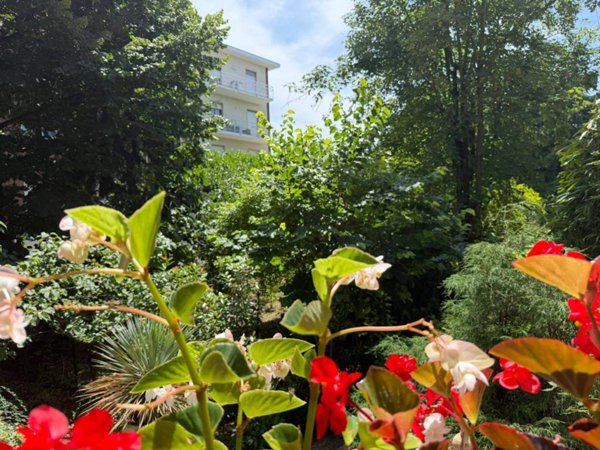 villa in vendita a Milano in zona Porta Nuova