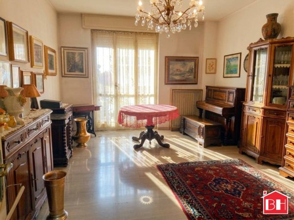 appartamento in vendita a Milano in zona Feltre