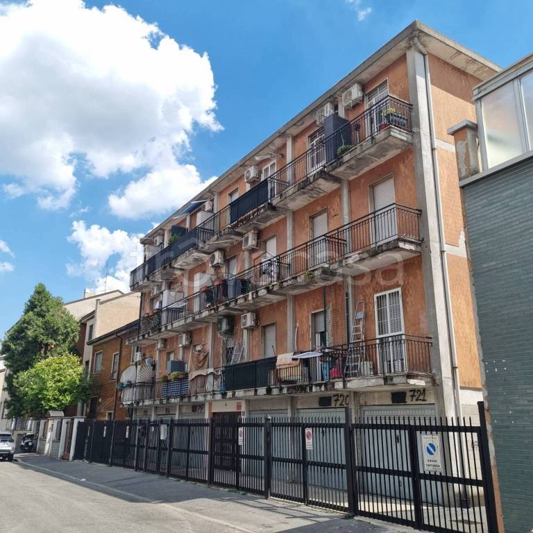 appartamento in vendita a Milano in zona Precotto