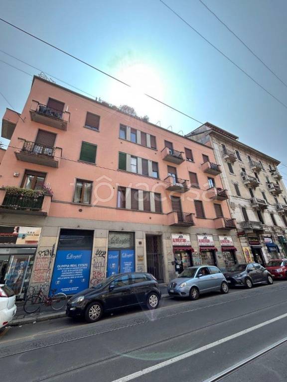negozio in vendita a Milano in zona Conchetta