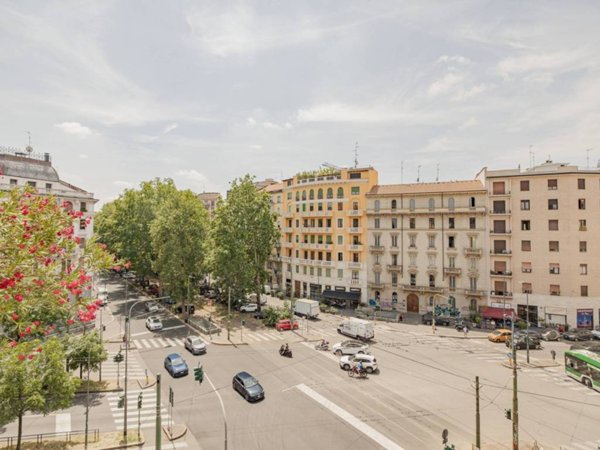 appartamento in vendita a Milano in zona Città Studi