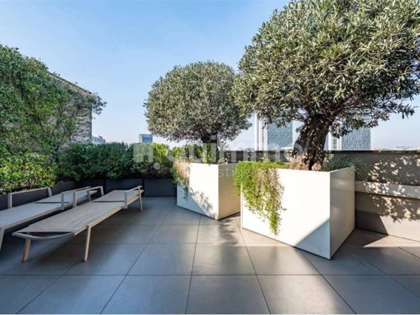 appartamento in vendita a Milano in zona Porta Garibaldi