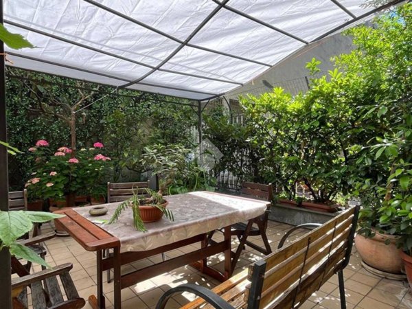 appartamento in vendita a Milano in zona Isola