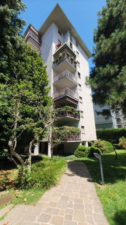 appartamento in vendita a Milano in zona Il Portello