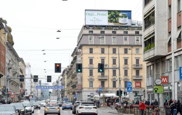 appartamento in vendita a Milano in zona Porta Venezia