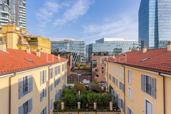 appartamento in vendita a Milano in zona Porta Nuova