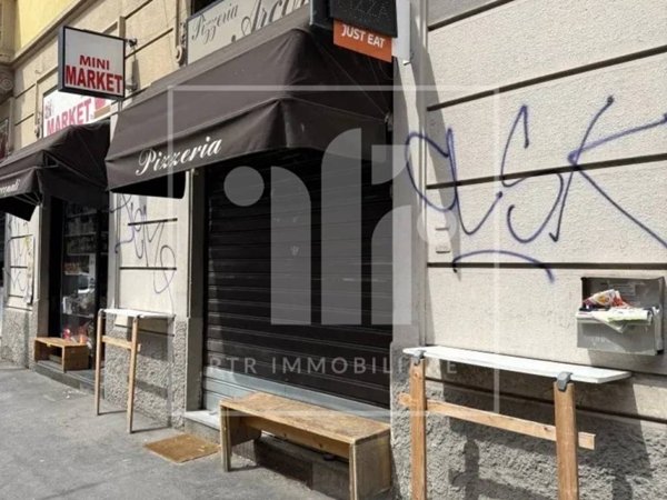 negozio in vendita a Milano in zona Piazzale Lodi
