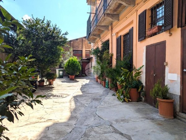 appartamento in vendita a Milano in zona Dergano